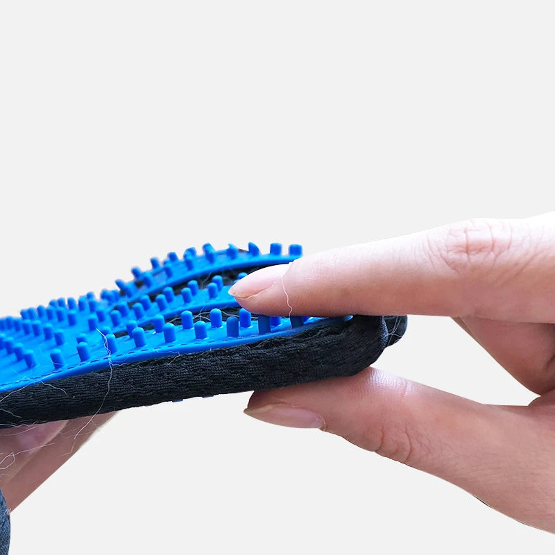 A Escova que seu Pet vai AMAR: Luva Removedora de Pelos com Massagem!