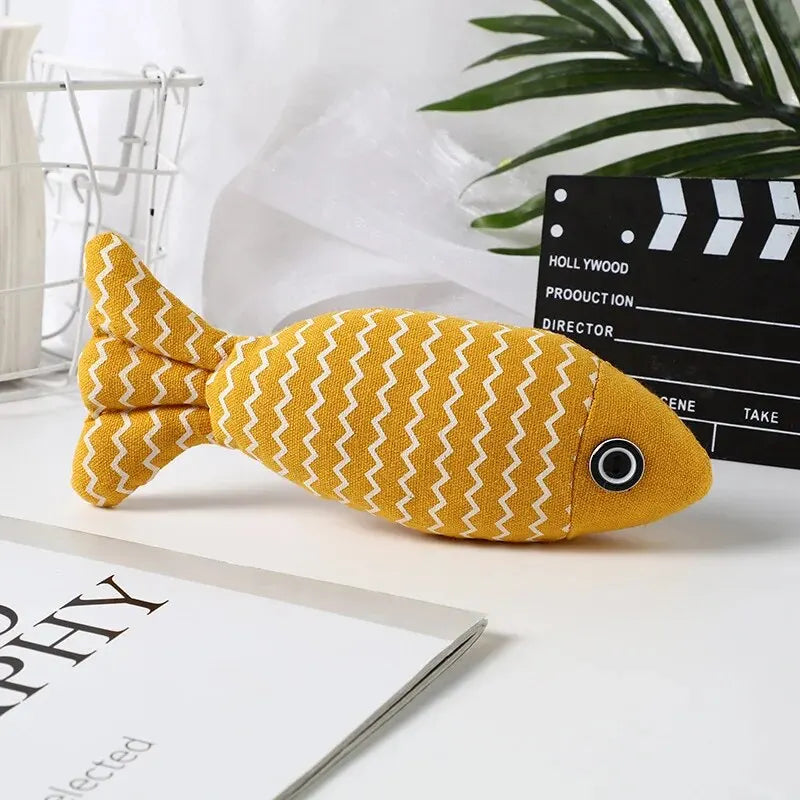 Peixe com Catnip – Brinquedo para Gatos Chutarem, Mordem e se Divertirem com Segurança